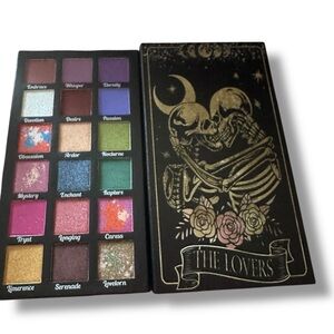 Eternal Love Unveiled: The 'Lovers' Tarot-Inspired Eyeshadow Palette 18 Shades